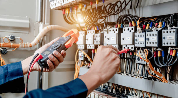 Best Licensed Electrician  in Yuma, AZ